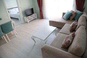 Nesa Palas Kusadasi Exterior foto